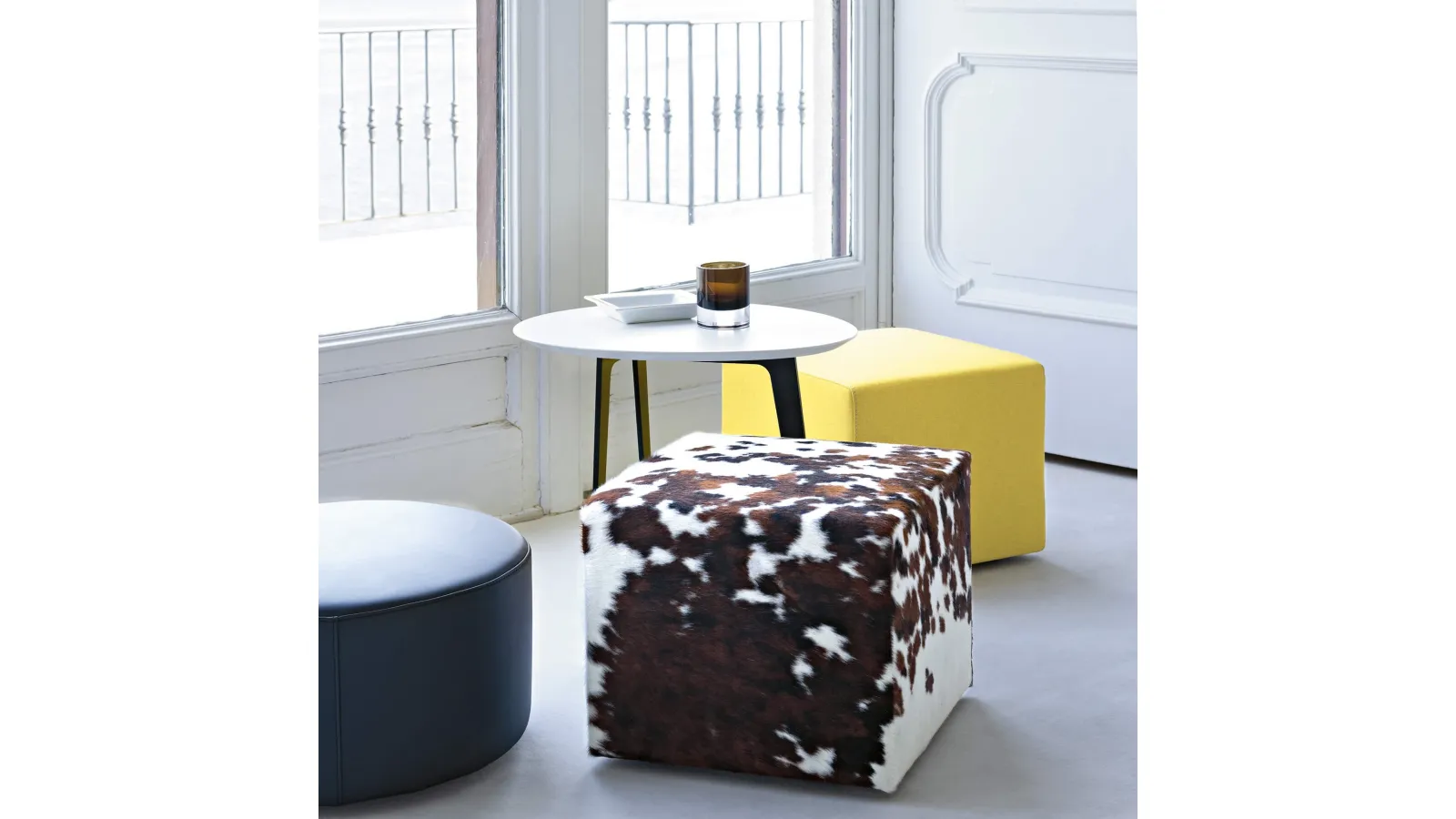 Pouf Quadrato e Tondo in pelle o tessuto di Lema