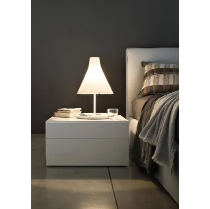 Comodino in laccato bianco opaco Quarantacinque di Lema