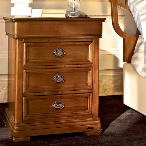 Comodino classico Zaffiro in legno di Le Fablier