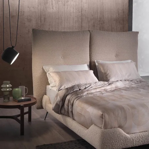 Letto in tessuto con testiera Designer Lift di Altrenotti