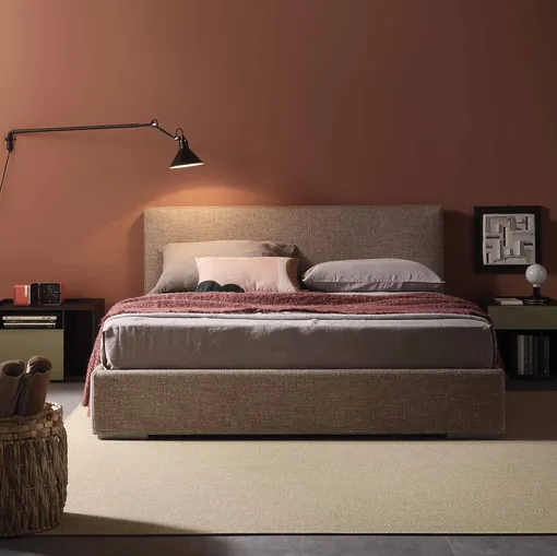 Letto matrimoniale in tessuto imbottito con box contenitore Camille di Lema