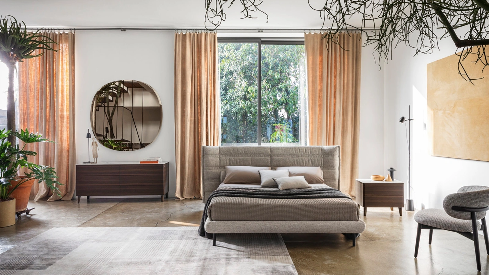 Letto Monbed in tessuto imbottito di Calligaris