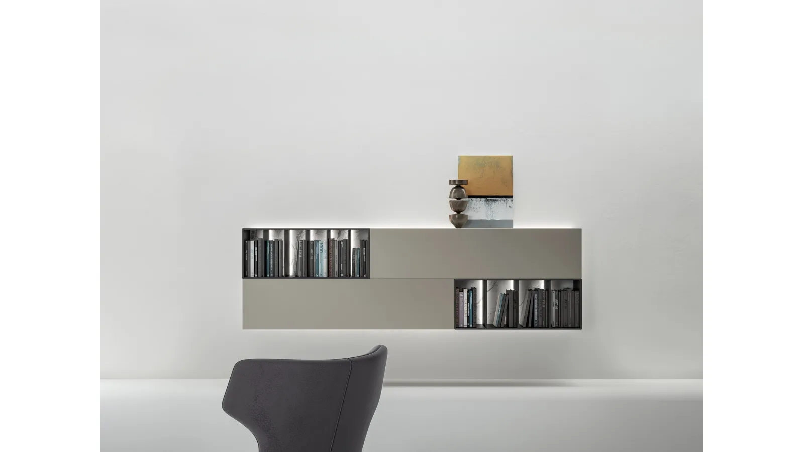 Mobile sospeso Wallover in laccato di Caccaro