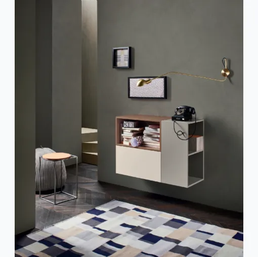 Mobile sospeso Sistema LT40 Mix Laccati lucidi e legno di Lema