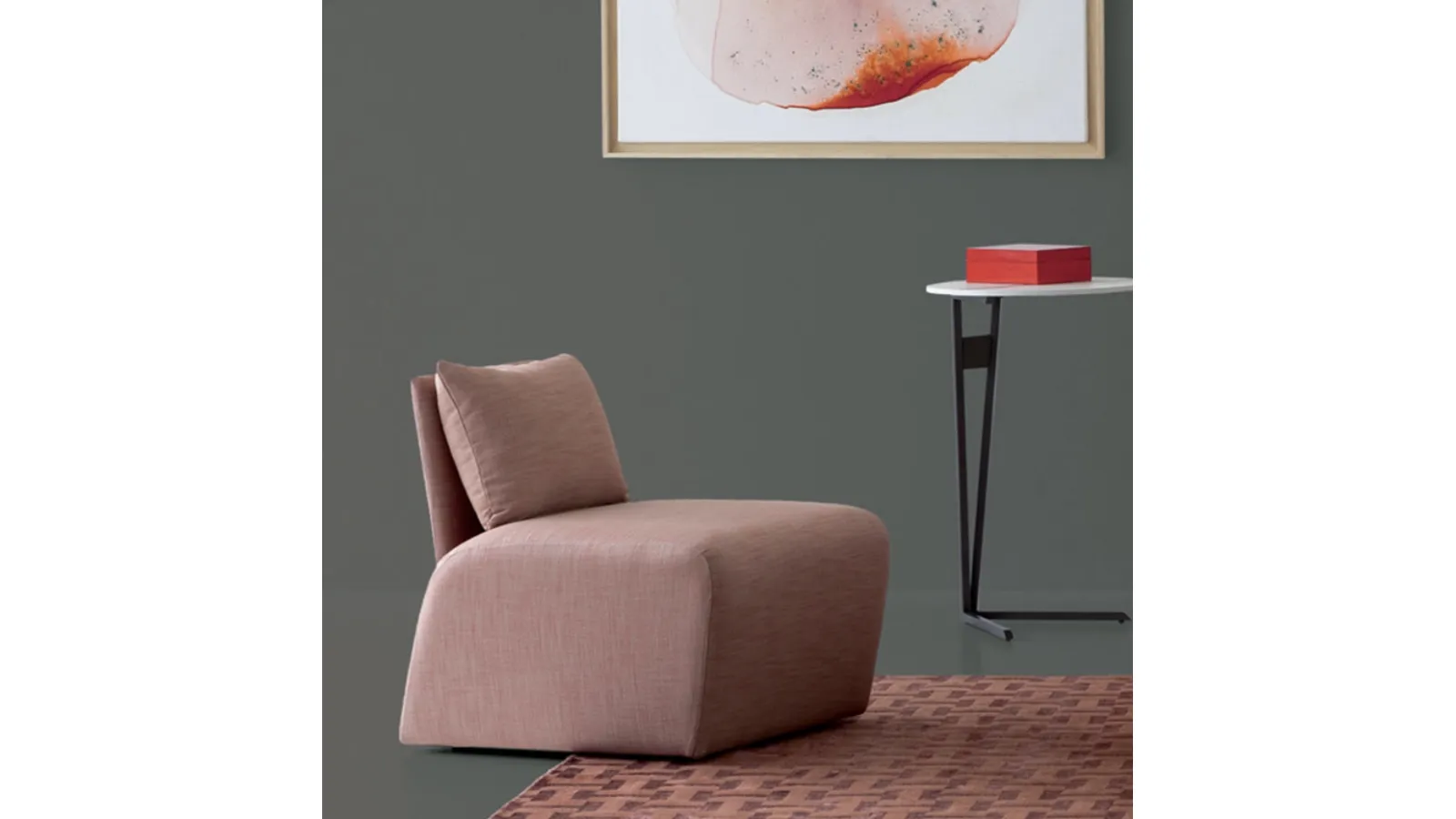 Poltroncina in tessuto imbottito Lady B di Oggioni