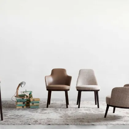 Sedia con struttura in legno Lucylle di Lema