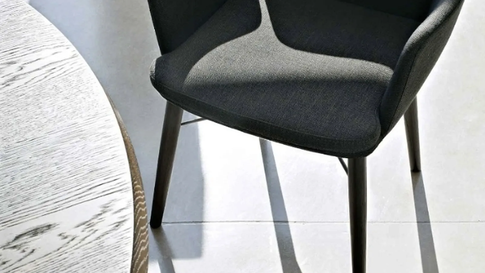 Sedia in tessuto Tabby di Lema