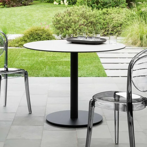 Sedia in plastica trasparente impilabile Parisienne di Calligaris