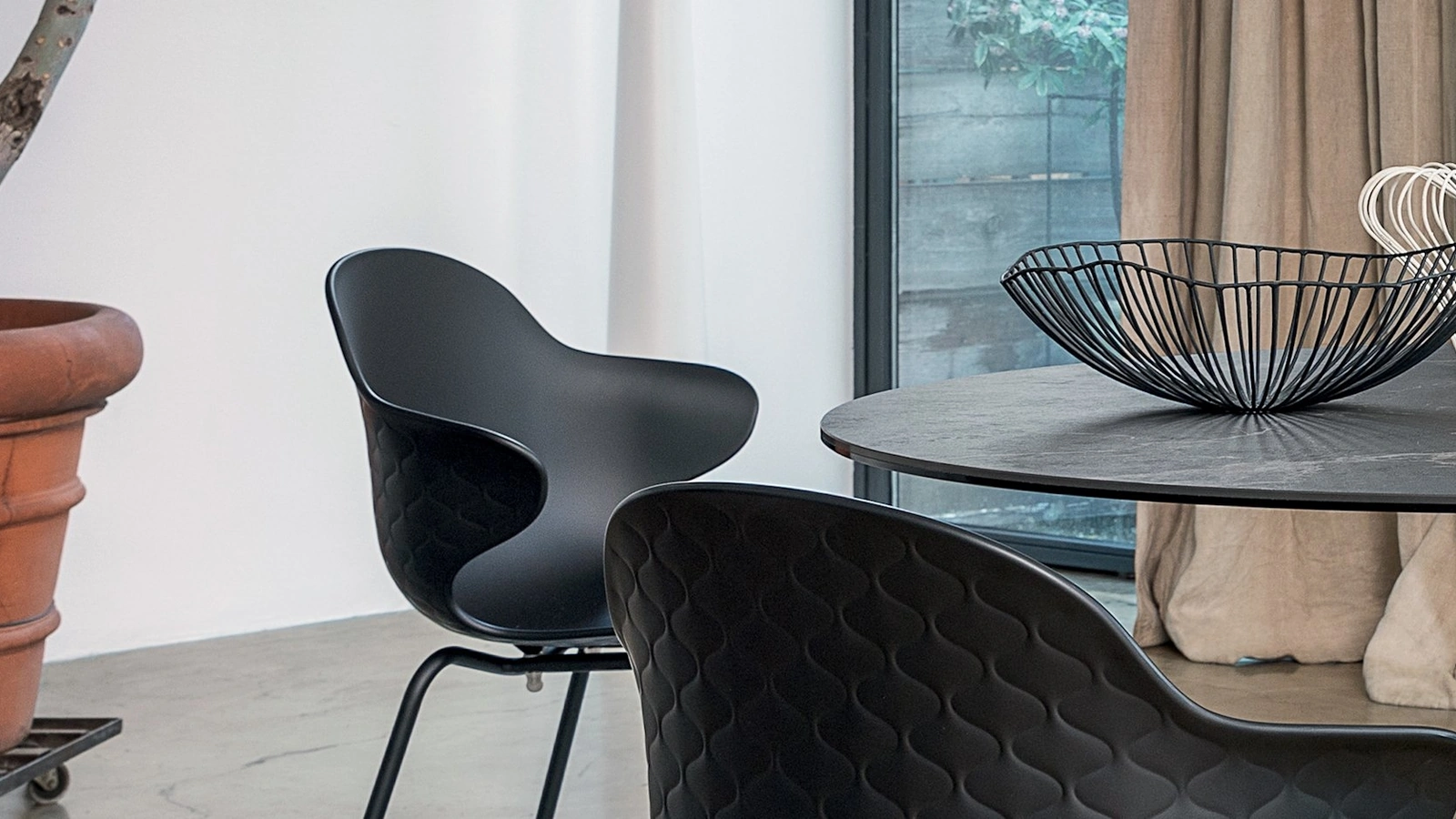 Sgabello in policarbonato Saint Tropez di Calligaris