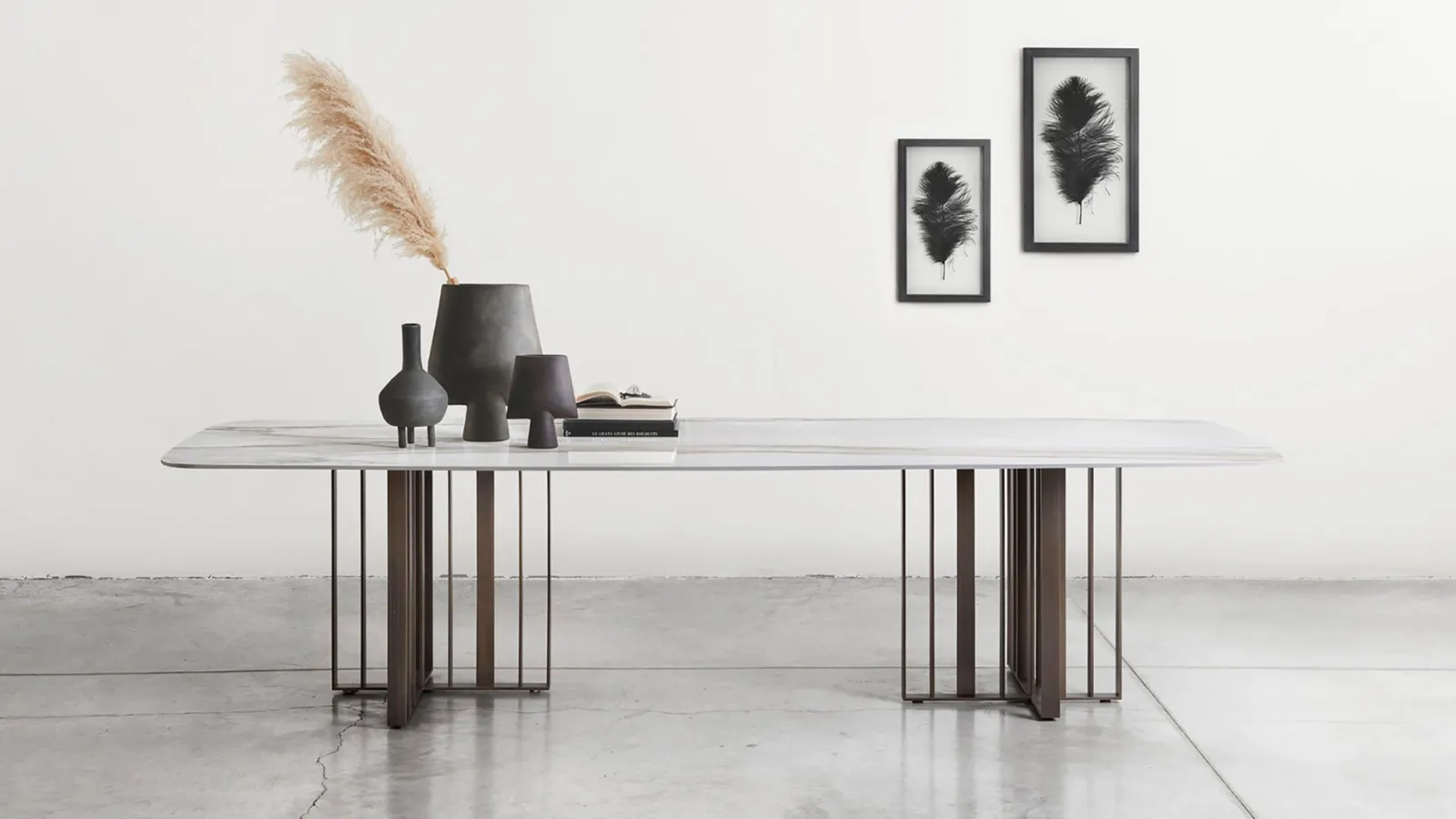 Tavolo con top in marmo Shade di Lema