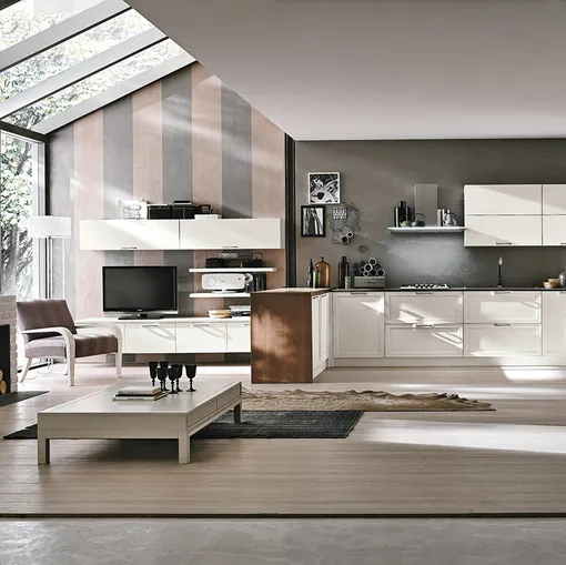 Cucina su misura con penisola in legno laccato Melograno composizione 02 di Le Fablier