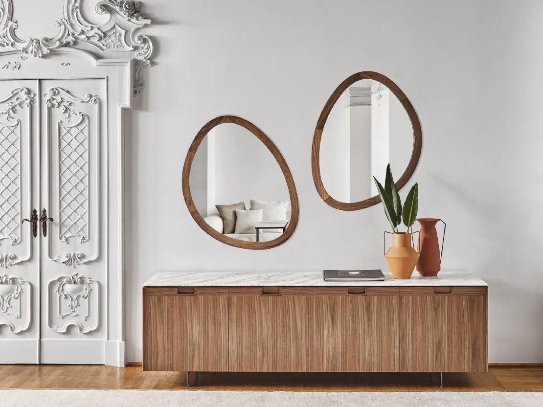 Madia con quattro ante battenti in legno con intarsio Matics 4 di Porada