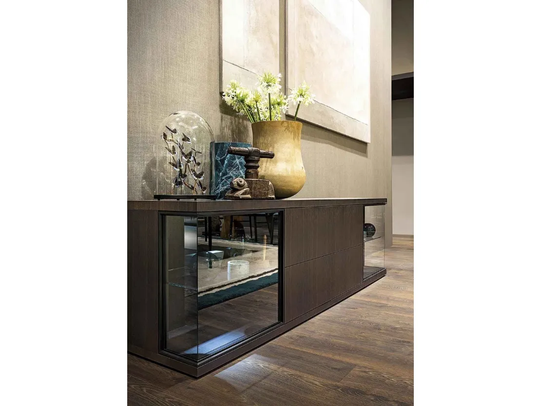 Mobile Porta Tv Glance in rovere termotrattato e vetro trasparente di Lema