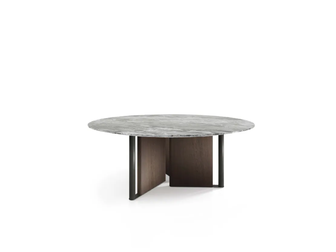 Tavolo In Between con top in marmo di Lema