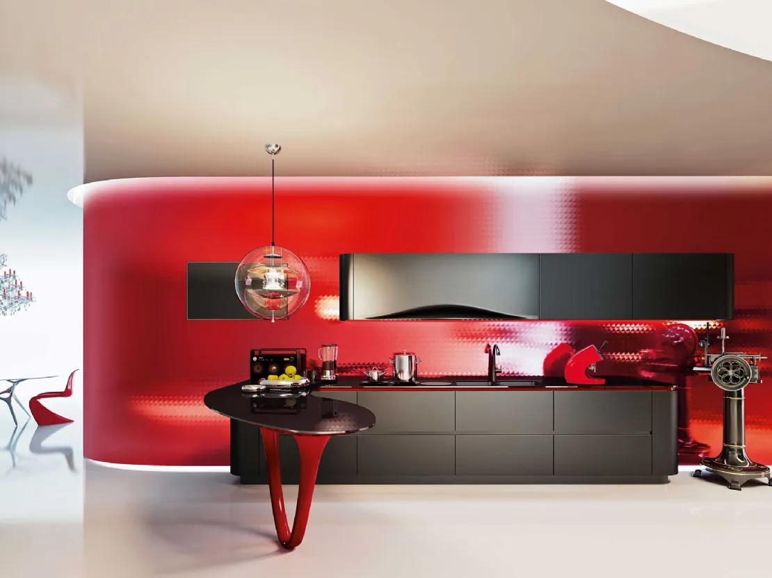 Cucina Pininfarina in laccato opaco e piano in marmo Ola 25 L E di Snaidero