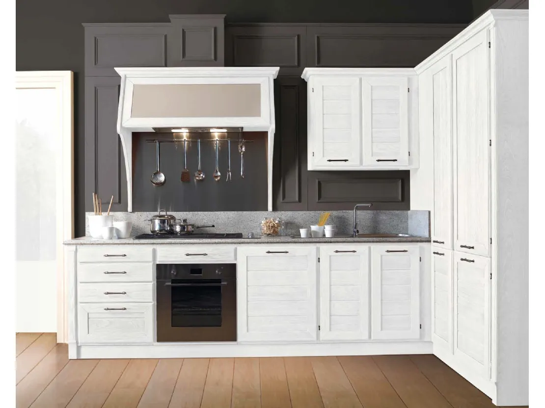 Cucina lineare Moderna Clohe in legno finitura laccato Bianco a poro aperto con top in granito di Le Cucine dei Mastri